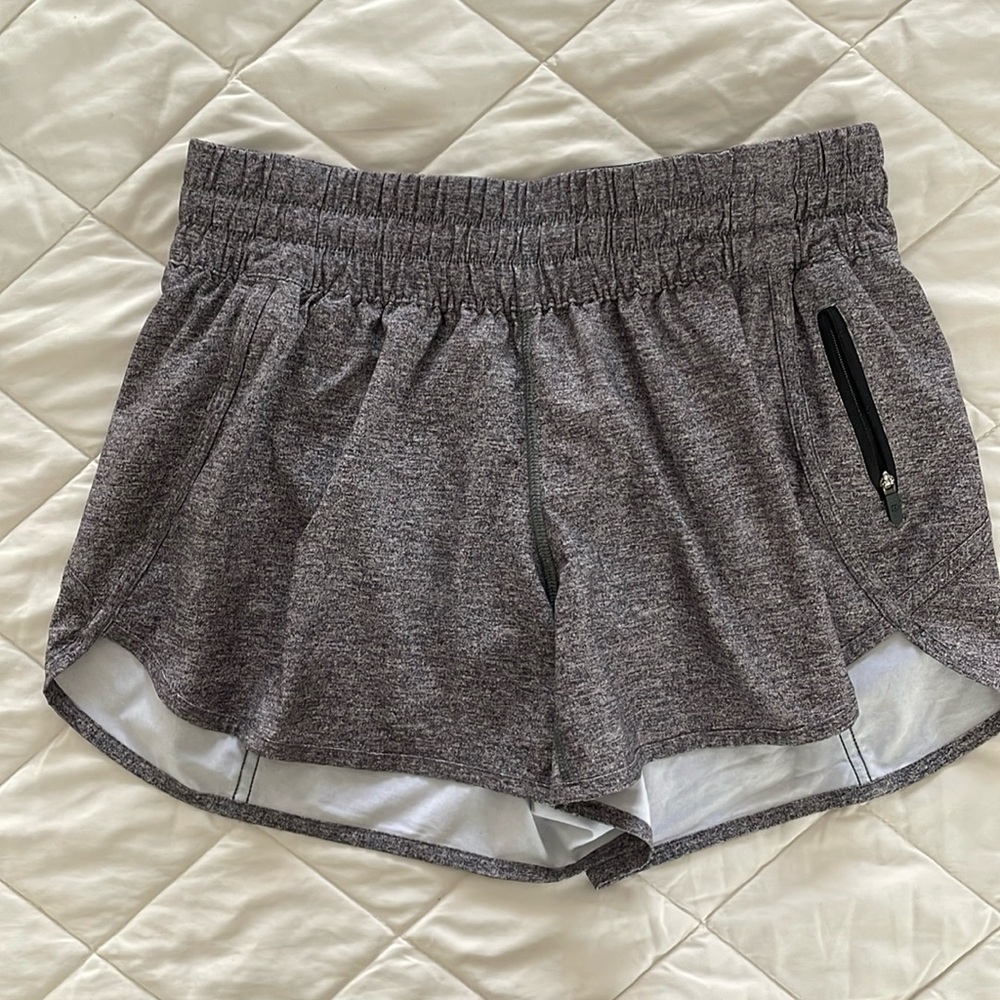 Lululumon Low rise Shorts